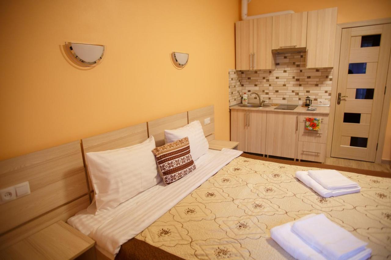 Золота Поляна Apartment Екстериор снимка
