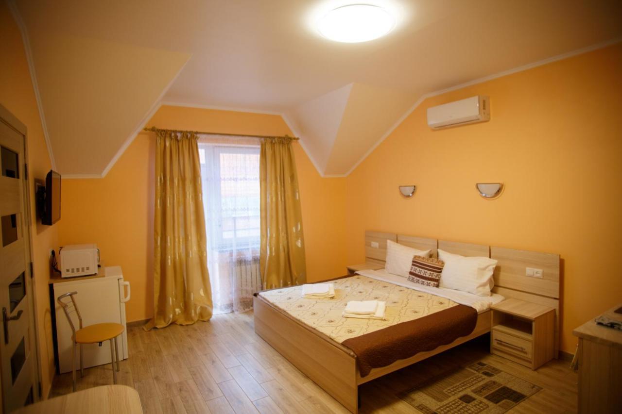 Золота Поляна Apartment Екстериор снимка