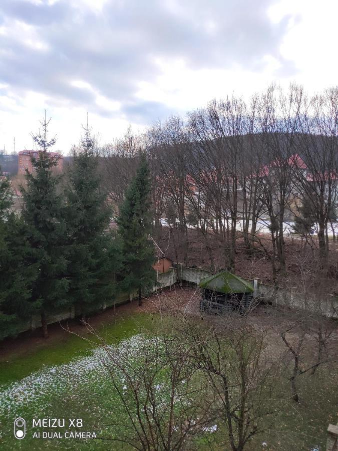 Золота Поляна Apartment Екстериор снимка