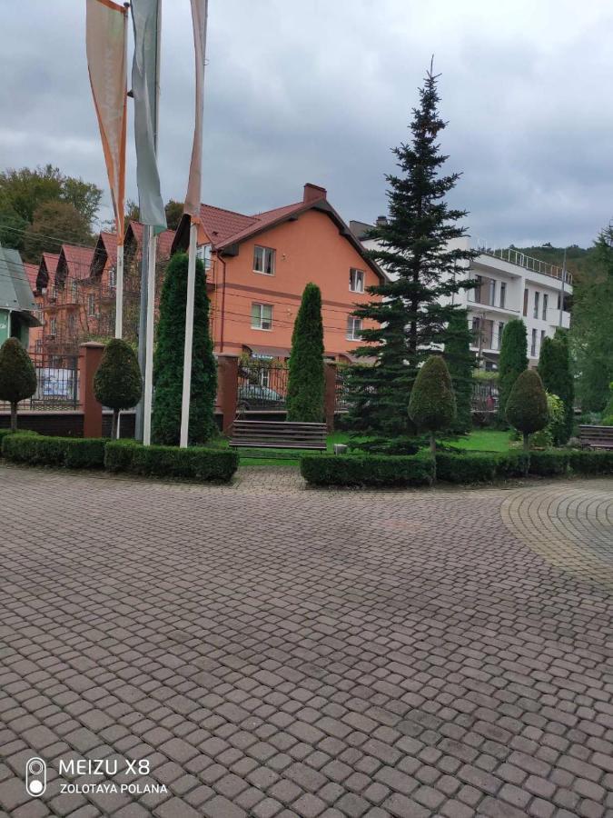 Золота Поляна Apartment Екстериор снимка