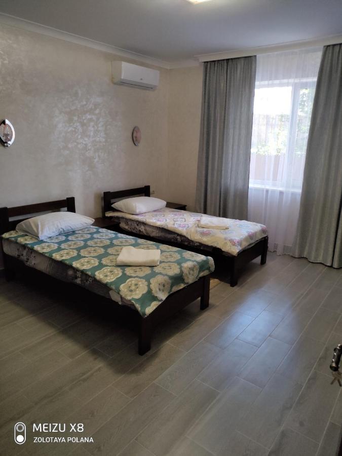Золота Поляна Apartment Екстериор снимка