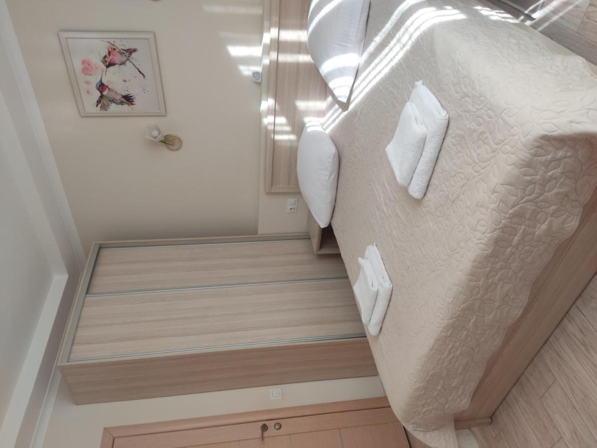 Золота Поляна Apartment Екстериор снимка