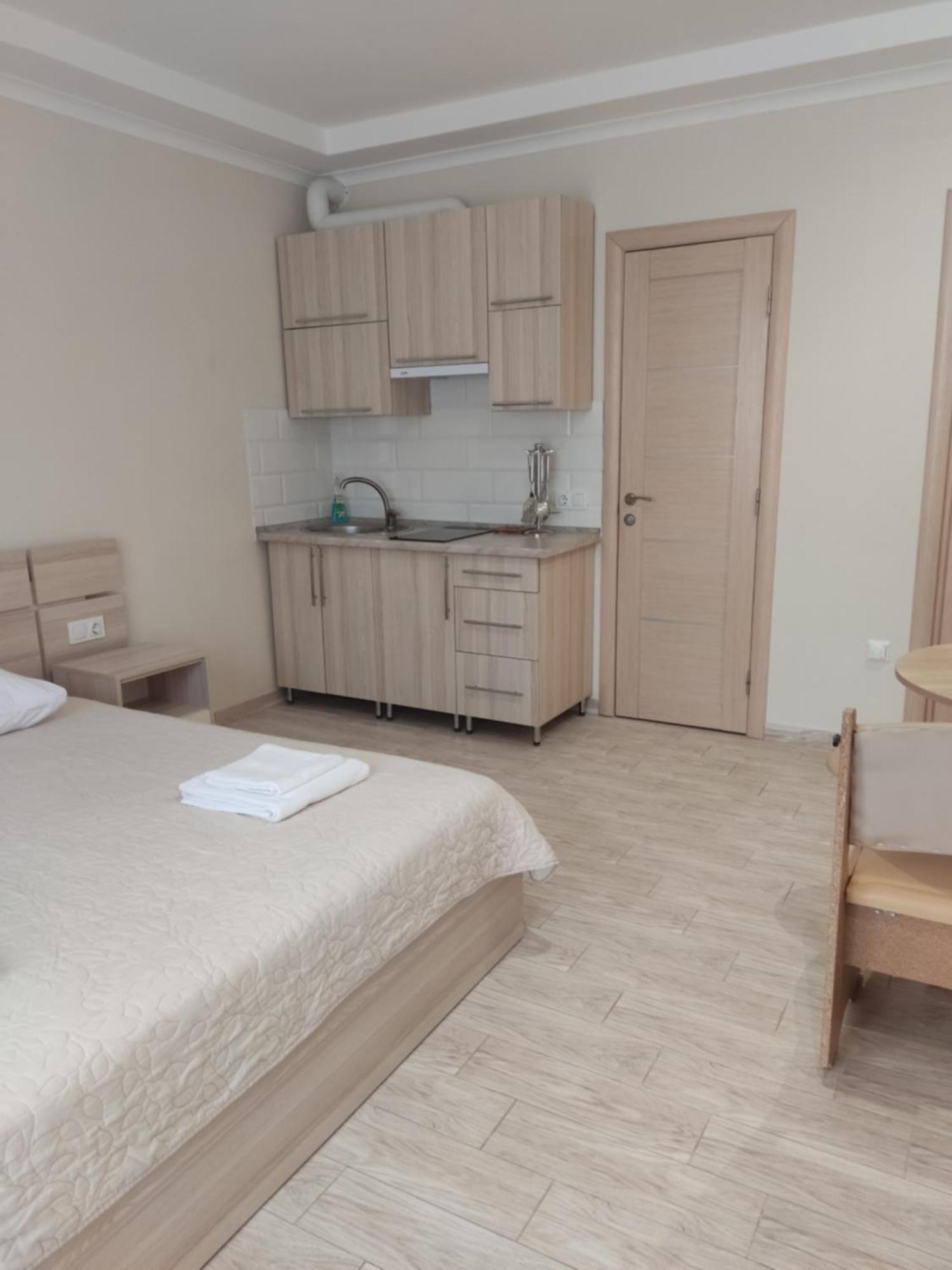 Золота Поляна Apartment Екстериор снимка