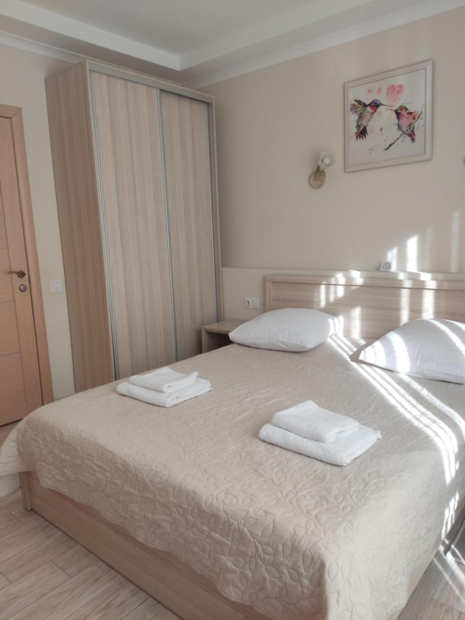 Золота Поляна Apartment Екстериор снимка