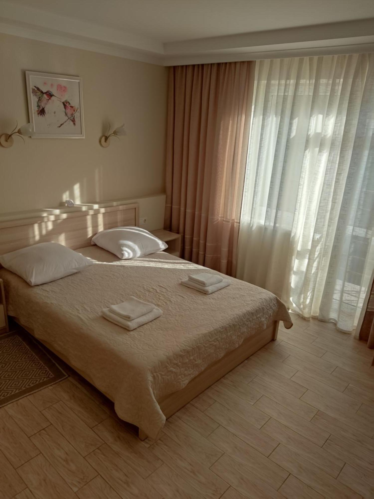 Золота Поляна Apartment Екстериор снимка