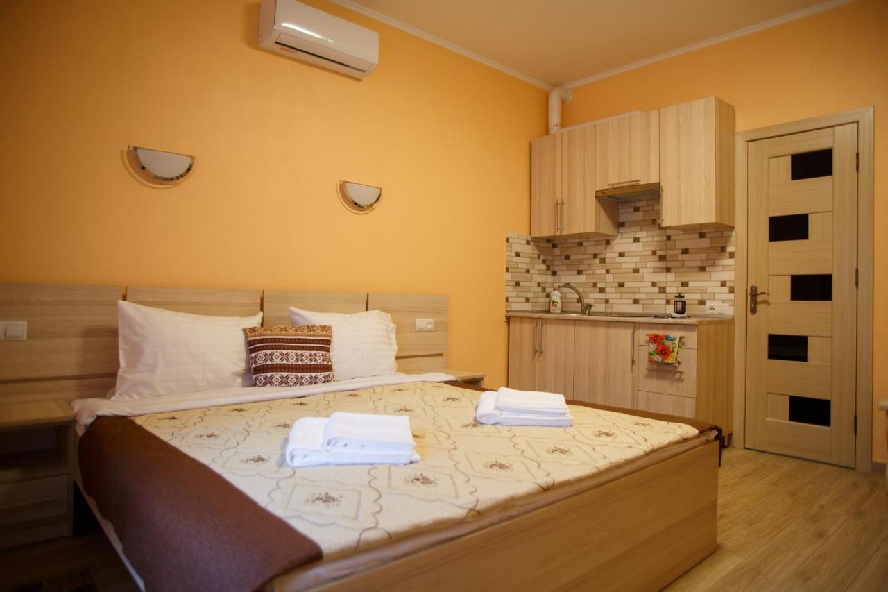 Золота Поляна Apartment Екстериор снимка